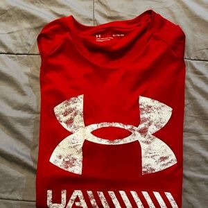 Under Armour Red Short Sleeve Tee
